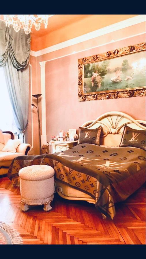 Апартаменти Adam Apartmanhaz Сегед Екстер'єр фото