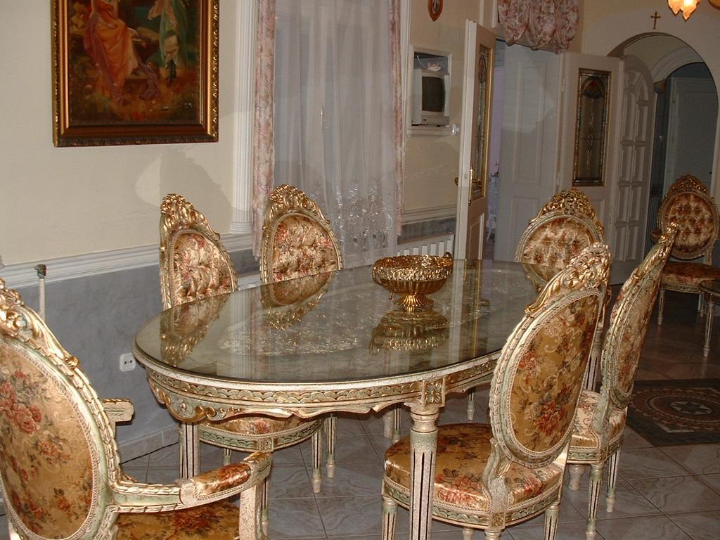 Апартаменти Adam Apartmanhaz Сегед Екстер'єр фото